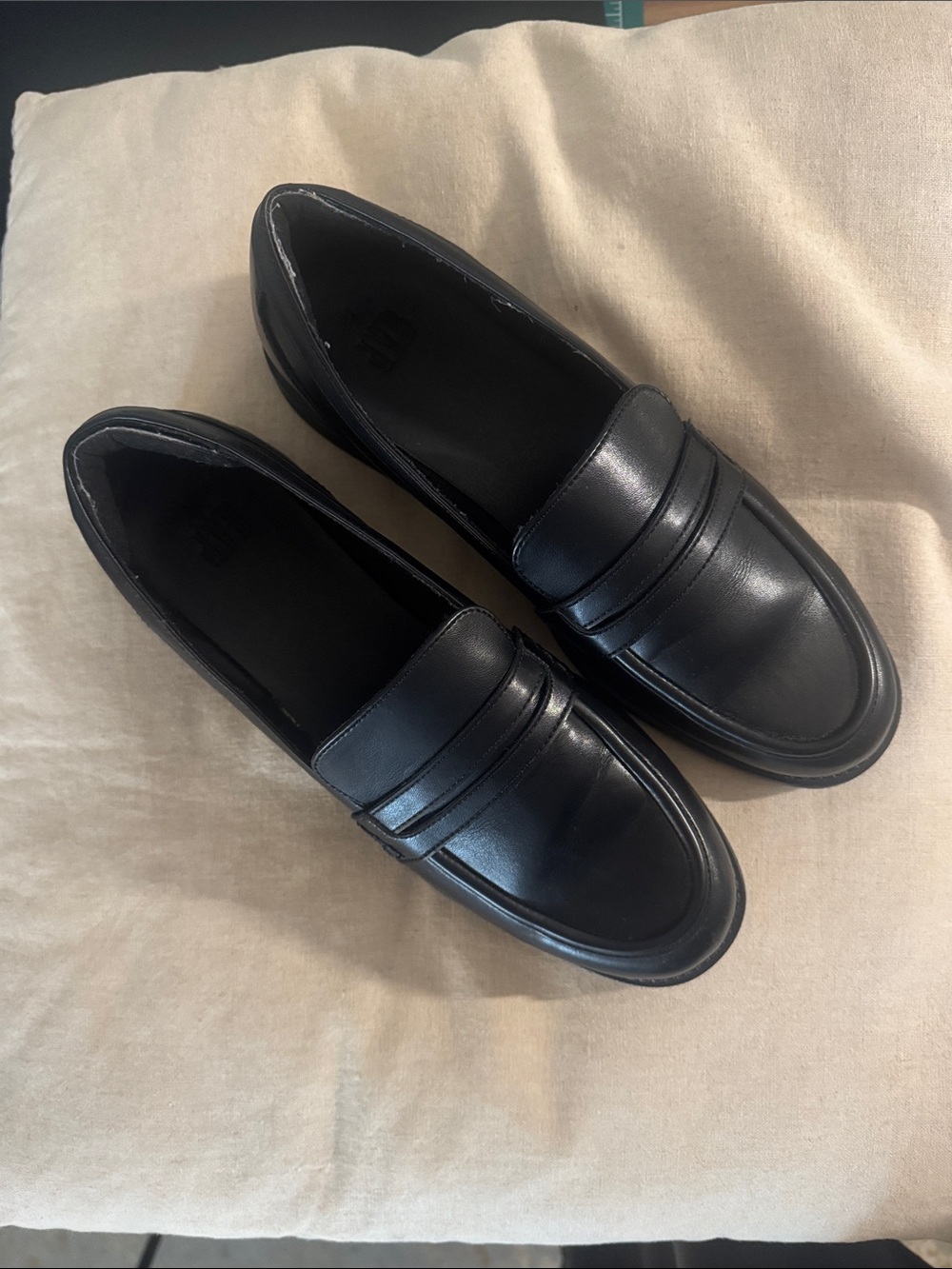 Classic Black Penny Loafers for Women - Sleek Everyday Flats
